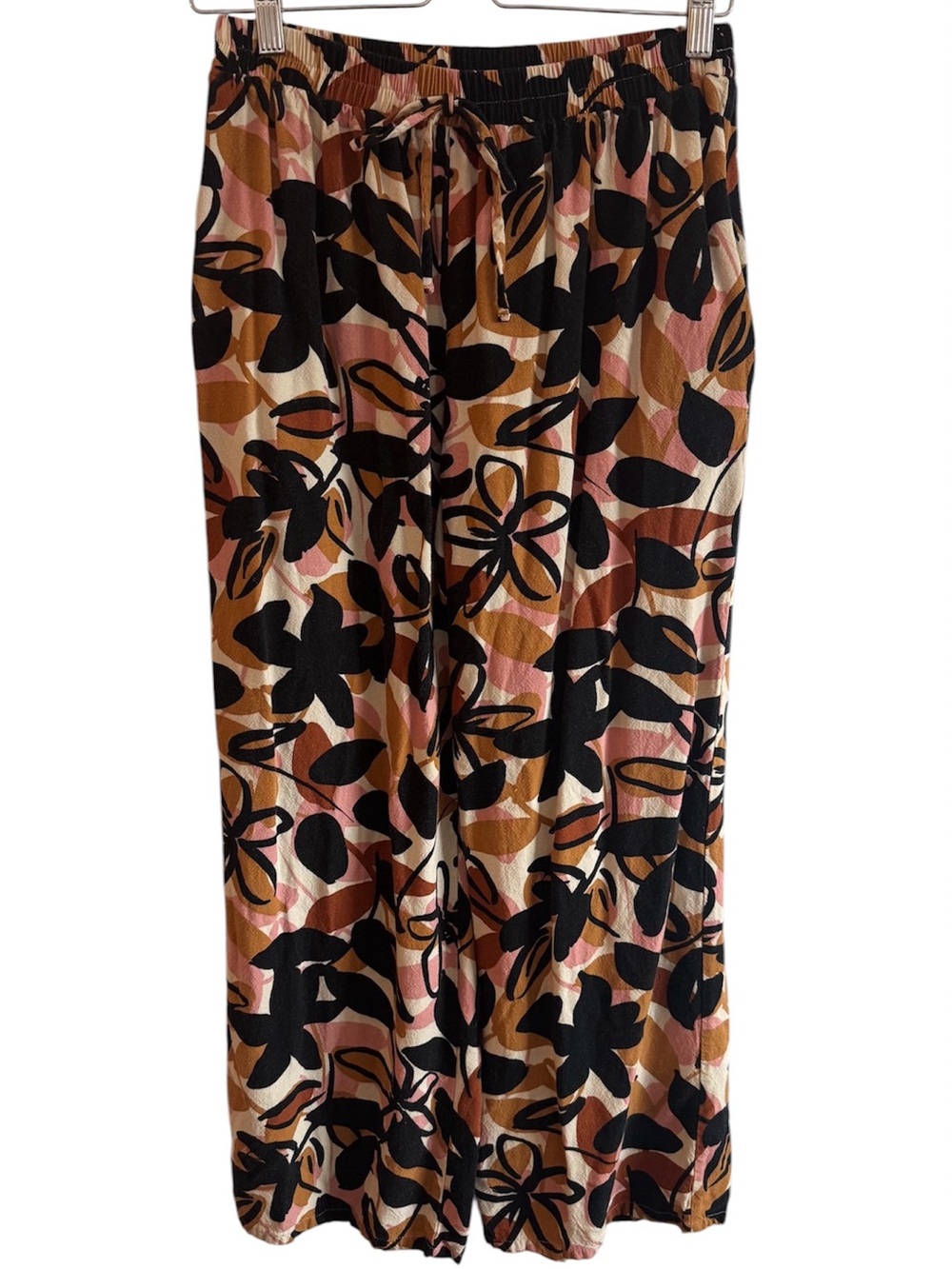 Wide Leg Floral Print Pants in Pink, Black & Brown